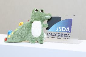 Japan Securities Dealers Association signage and logo